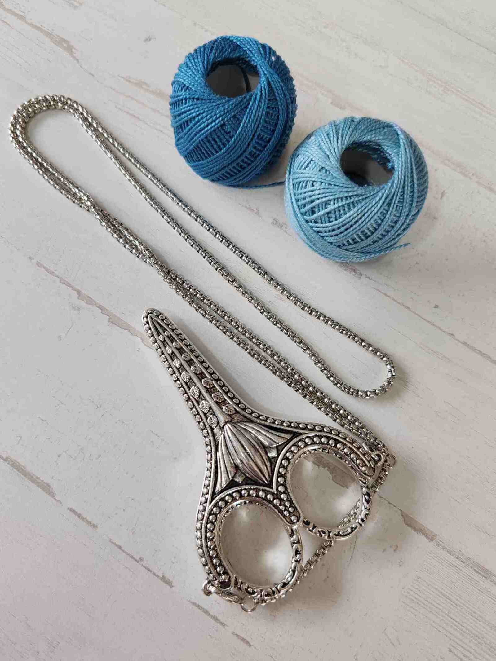tijeras vintage chatelaine