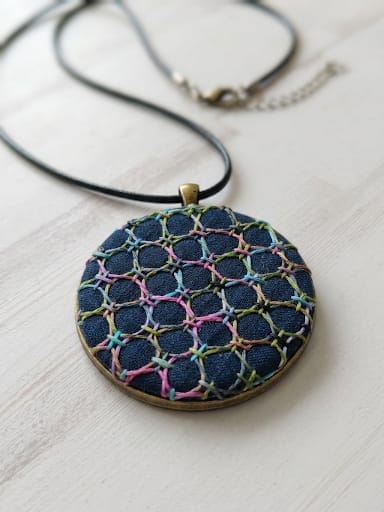 kit de bordado medallón con técnica de sashiko